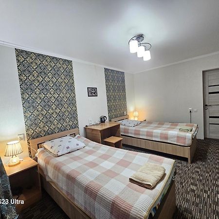 Kochkor Guest House Mira מראה חיצוני תמונה