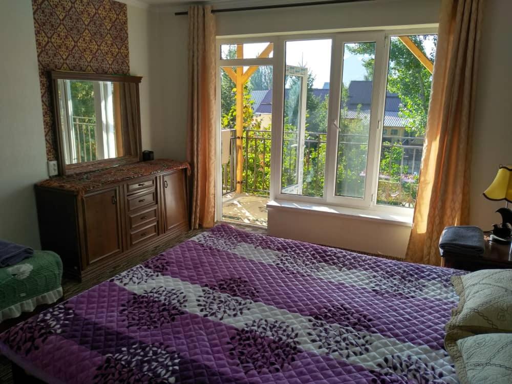 Kochkor Guest House Mira מראה חיצוני תמונה