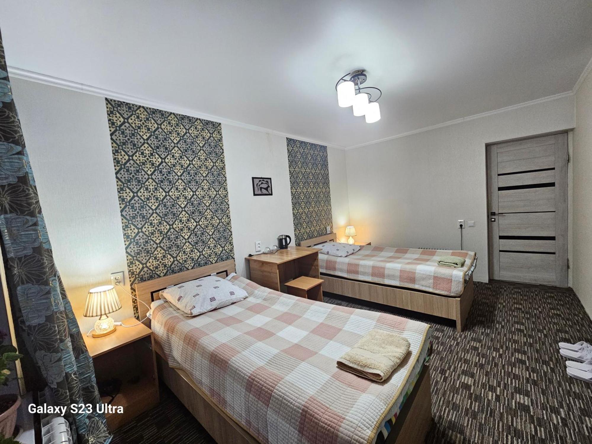 Kochkor Guest House Mira מראה חיצוני תמונה